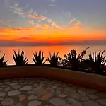 Bella Vista * Zambrone