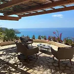 Bella Vista *