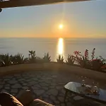 Bella Vista *