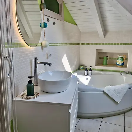 Bella Vista וילה זמברונה