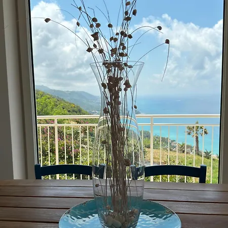 ヴィラ Bella Vista
